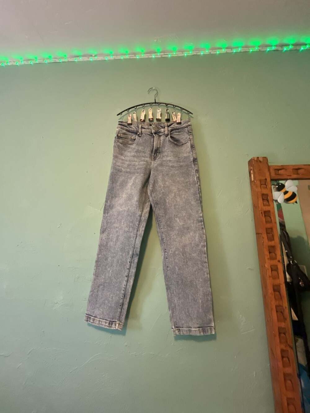 Blue Age Women's Acid Wash Straight Leg Jeans Style JP-1185H